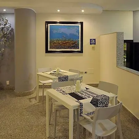 Hotel Baffo Rosso 3*