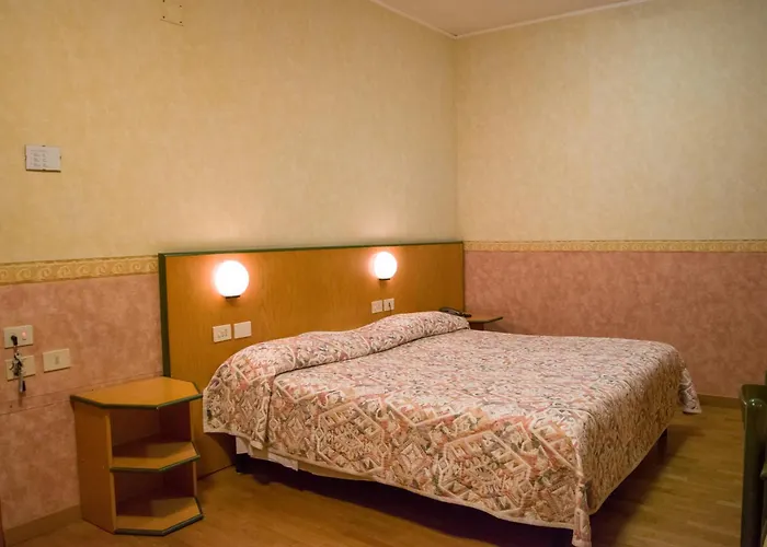 Baffo Rosso מלון אלבה אדריאטיקה