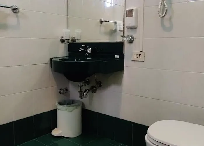 فندق Baffo Rosso 3*