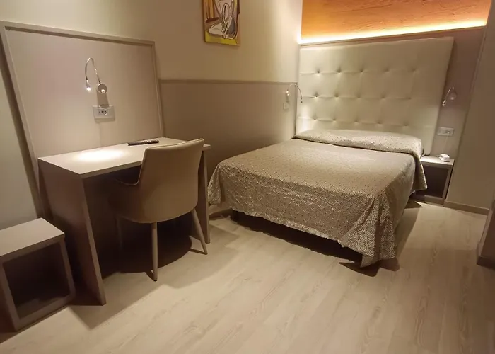 فندق Baffo Rosso ألبا أدرياتيكا