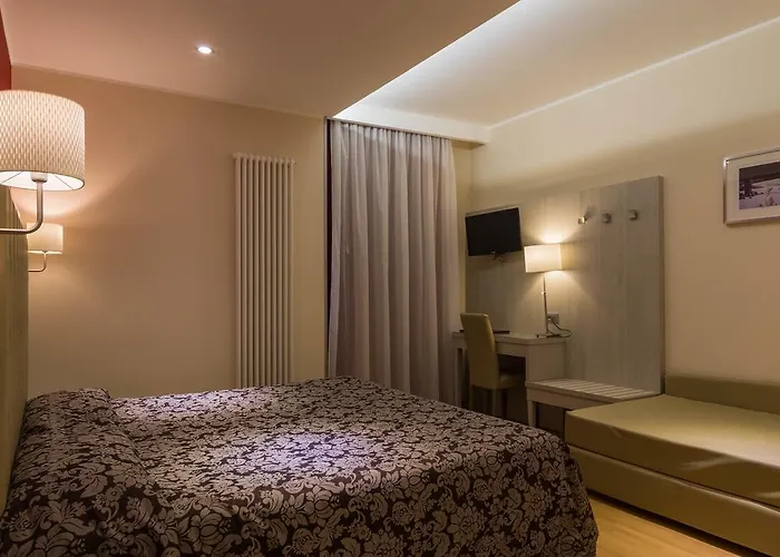 فندق Baffo Rosso ألبا أدرياتيكا