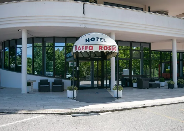 Baffo Rosso فندق 3*